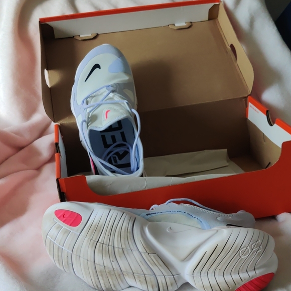 Nike Sneakers - Picture 2 of 2